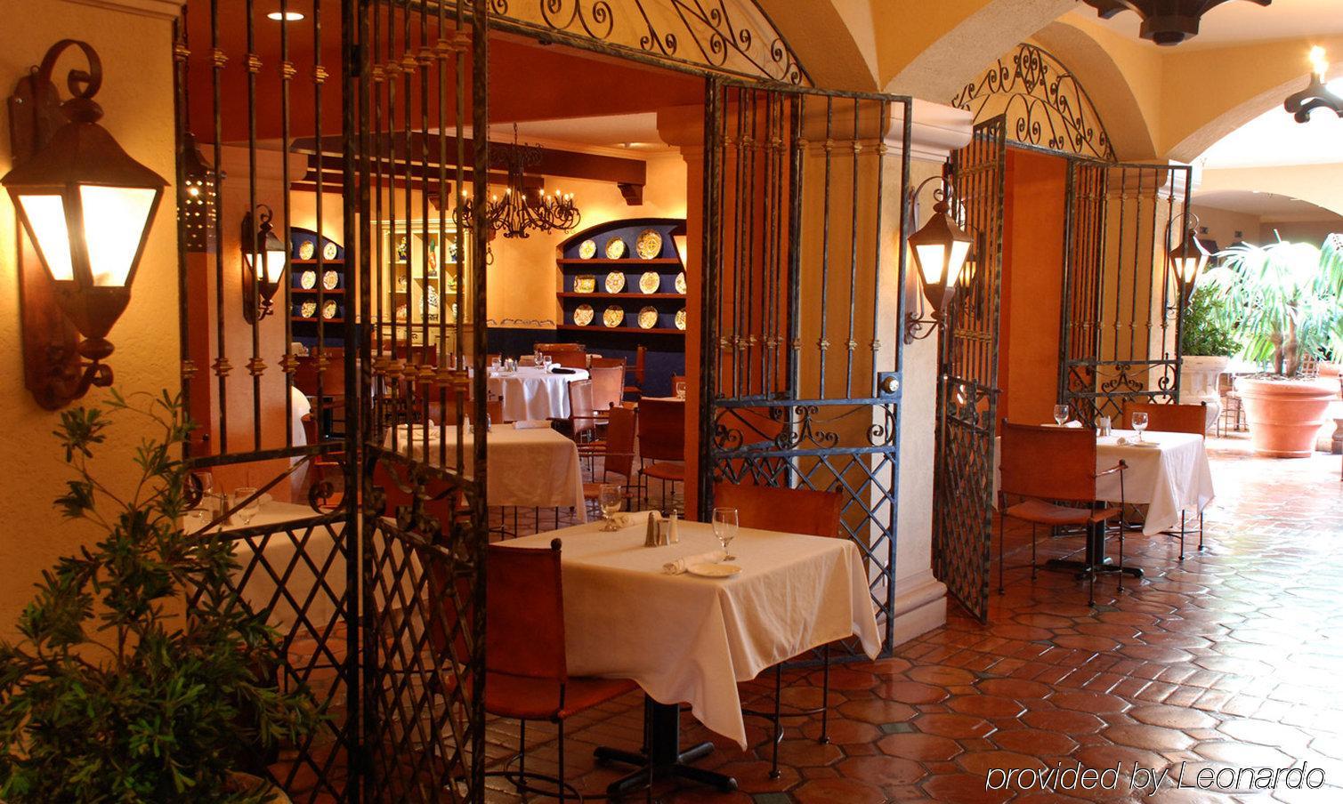 Hotel Encanto De Las Cruces Restoran fotoğraf